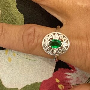 Bella Fizz size 9 sterling silver